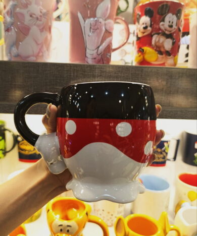 Alternative view of MINNIE HAND HOLDER MUG (3D)-کدT987